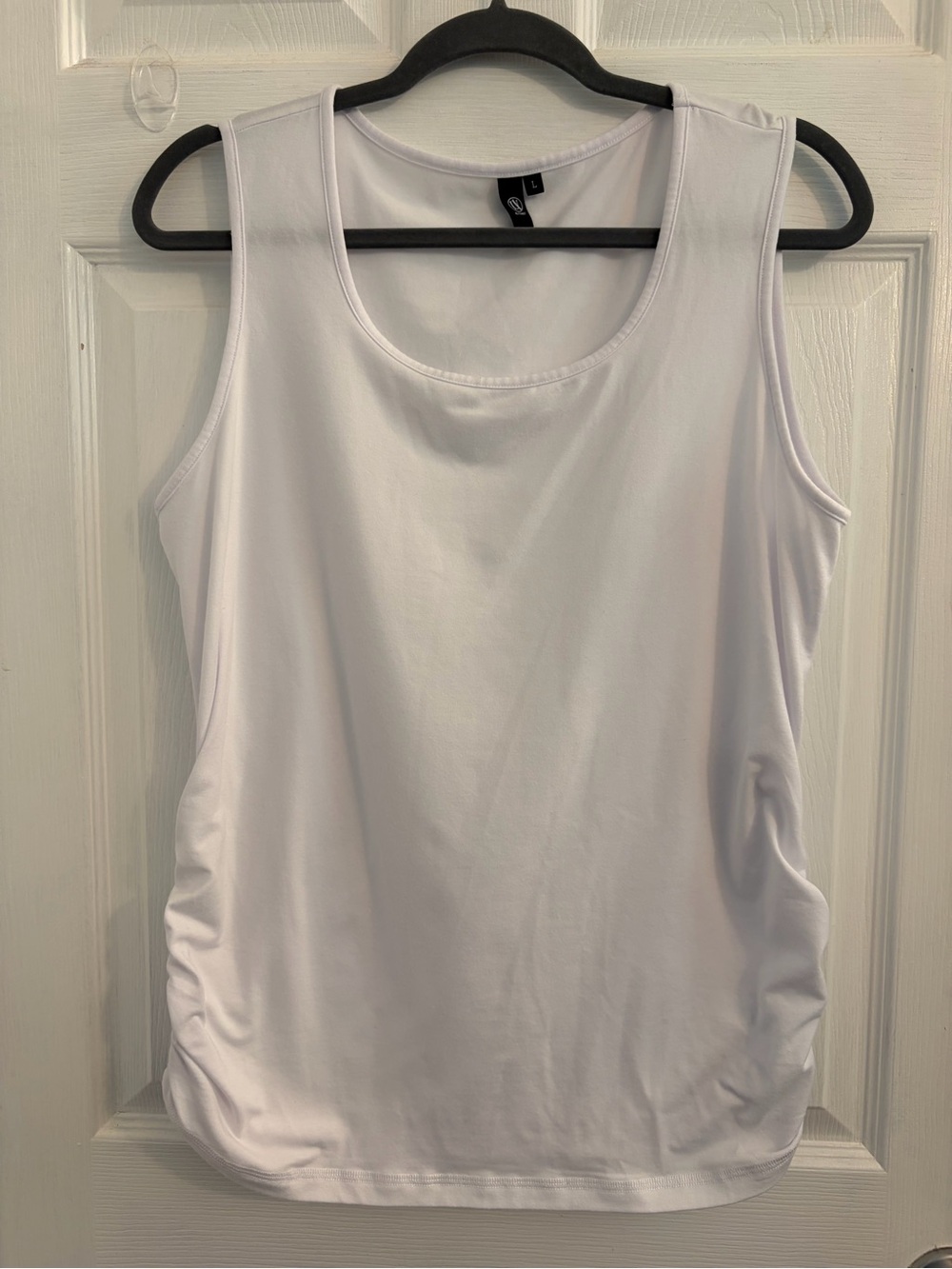 Lightweight White Scoop Neck Tank Top for Women. Size large $8